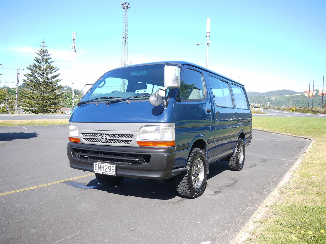 2000 Toyota Hiace