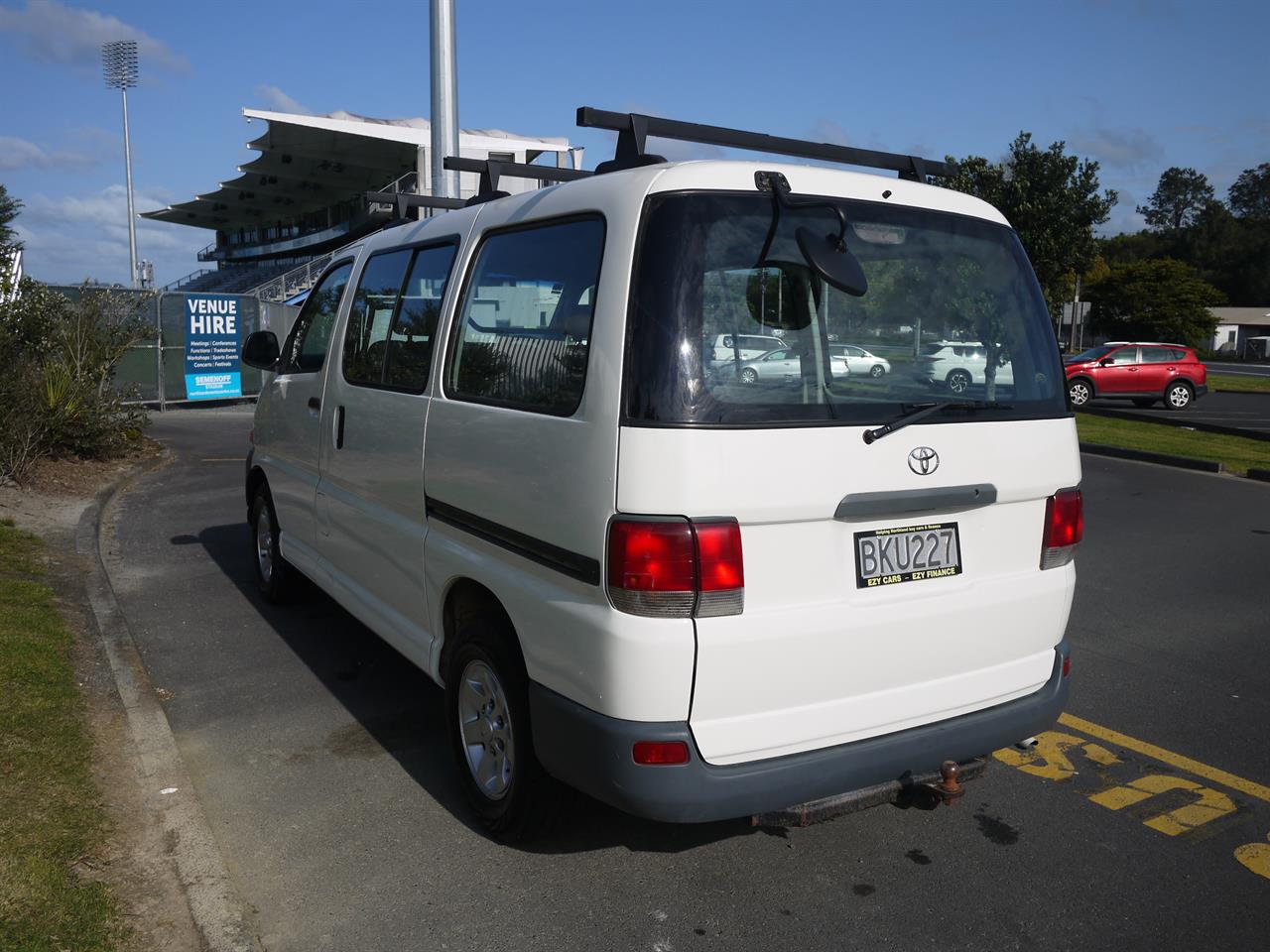 2000 Toyota Hiace