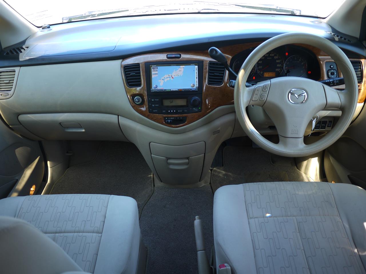 2006 Mazda MPV