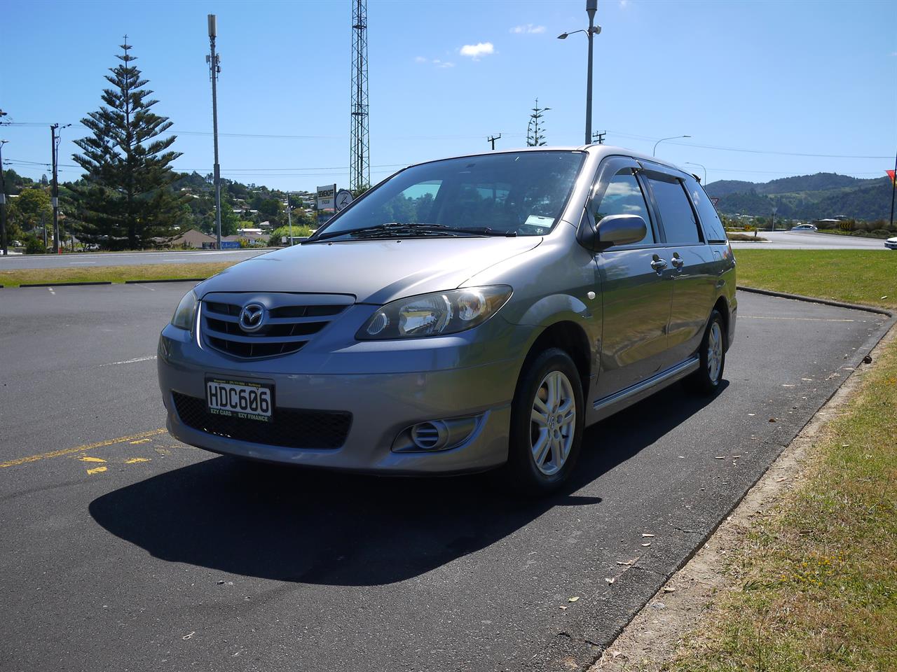 2006 Mazda MPV