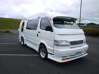 1994 Toyota Hiace - Thumbnail