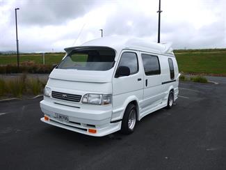 1994 Toyota Hiace - Thumbnail