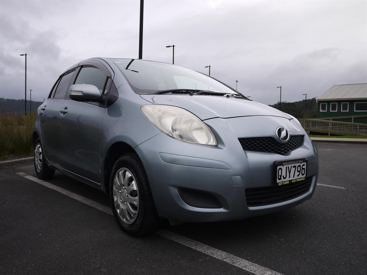 2010 Toyota Vitz