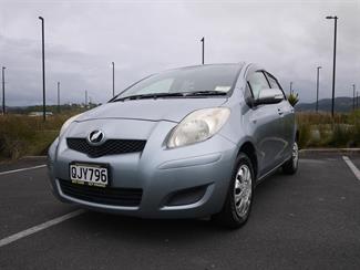 2010 Toyota Vitz - Thumbnail