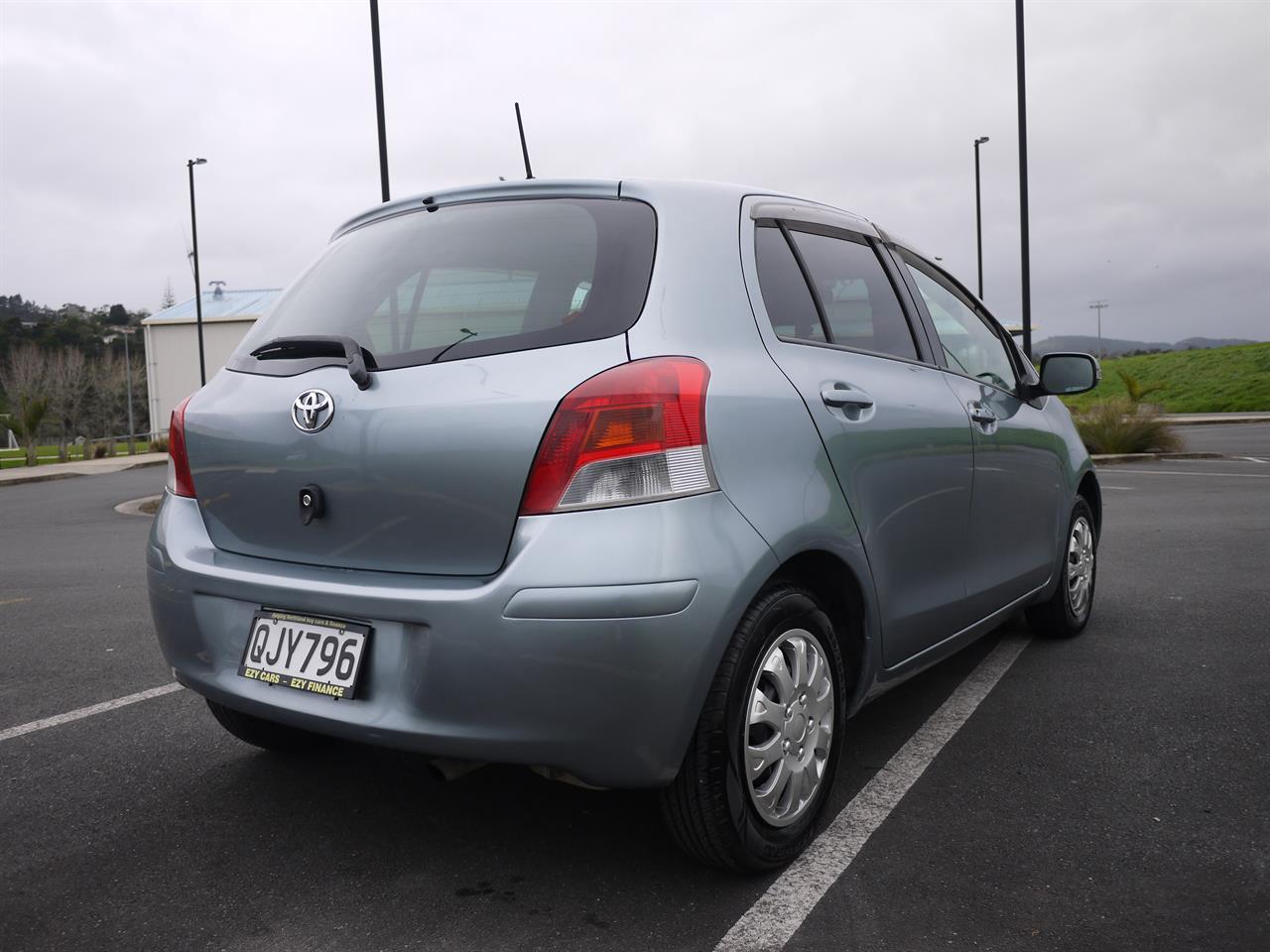 2010 Toyota Vitz