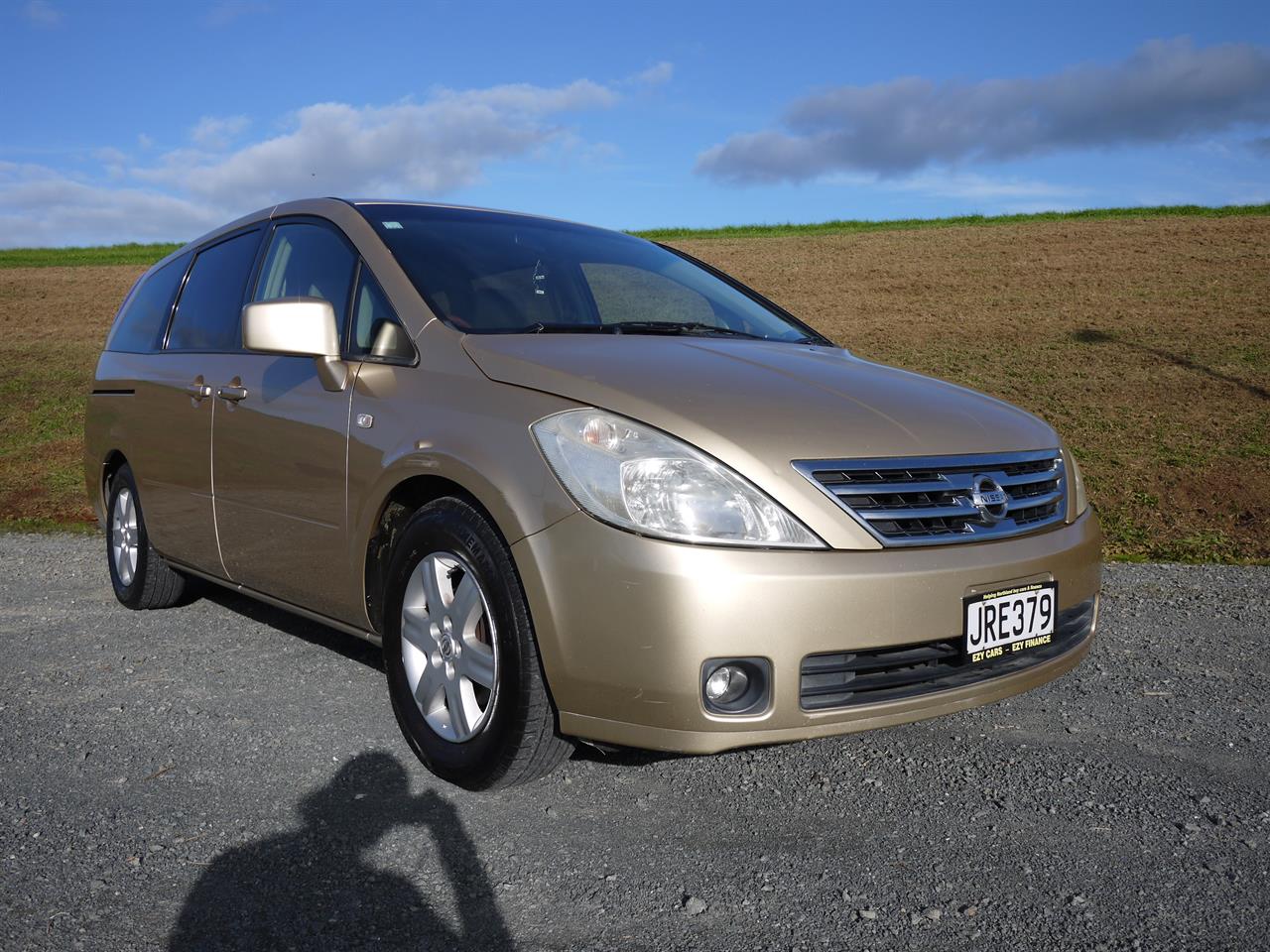 2004 Nissan Presage