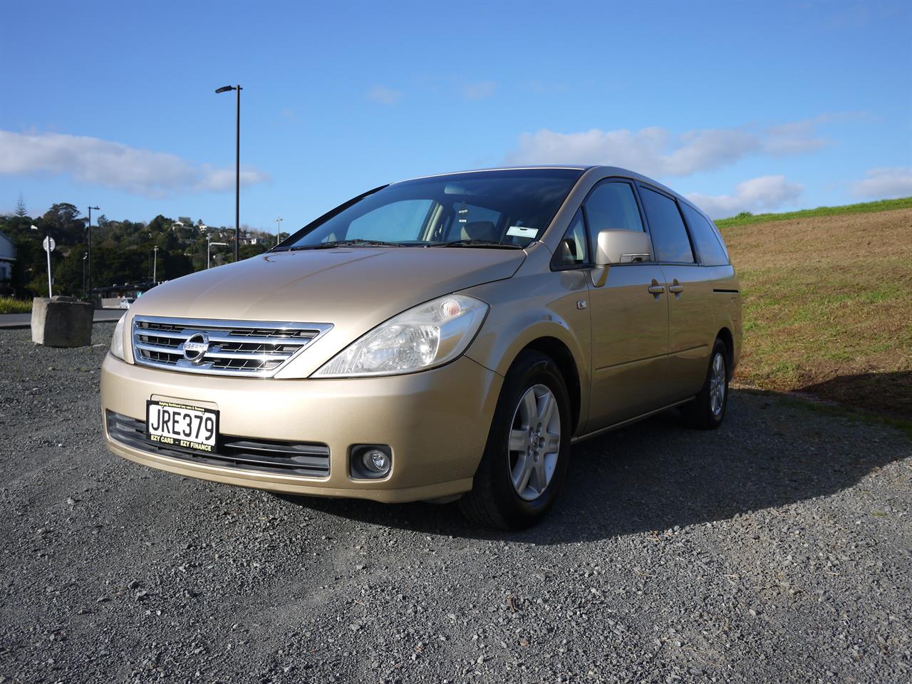 2004 Nissan Presage