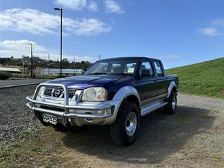 2002 Nissan Navara - Thumbnail