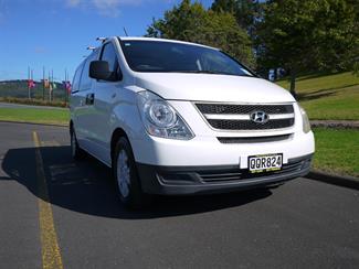 2011 Hyundai H1 - Thumbnail